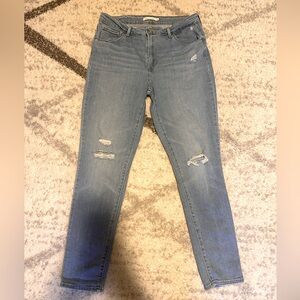 Levi’s 721 High Rise Skinny Jeans